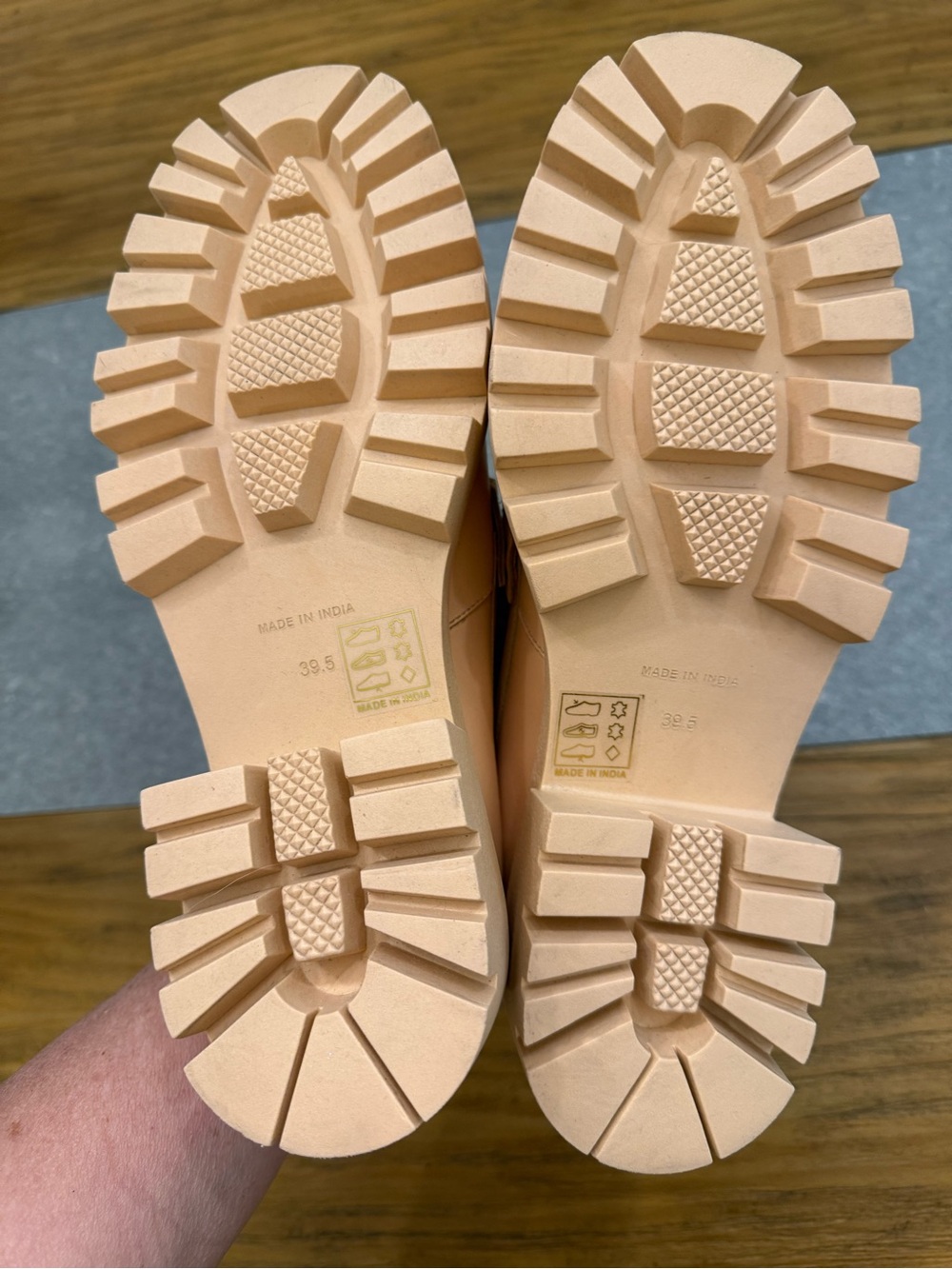 Free People Lyra Lug Sole Penny Loafer Platform Chunky Sole Size 39.5 (US 8.5-9) - Picture 9 of 11